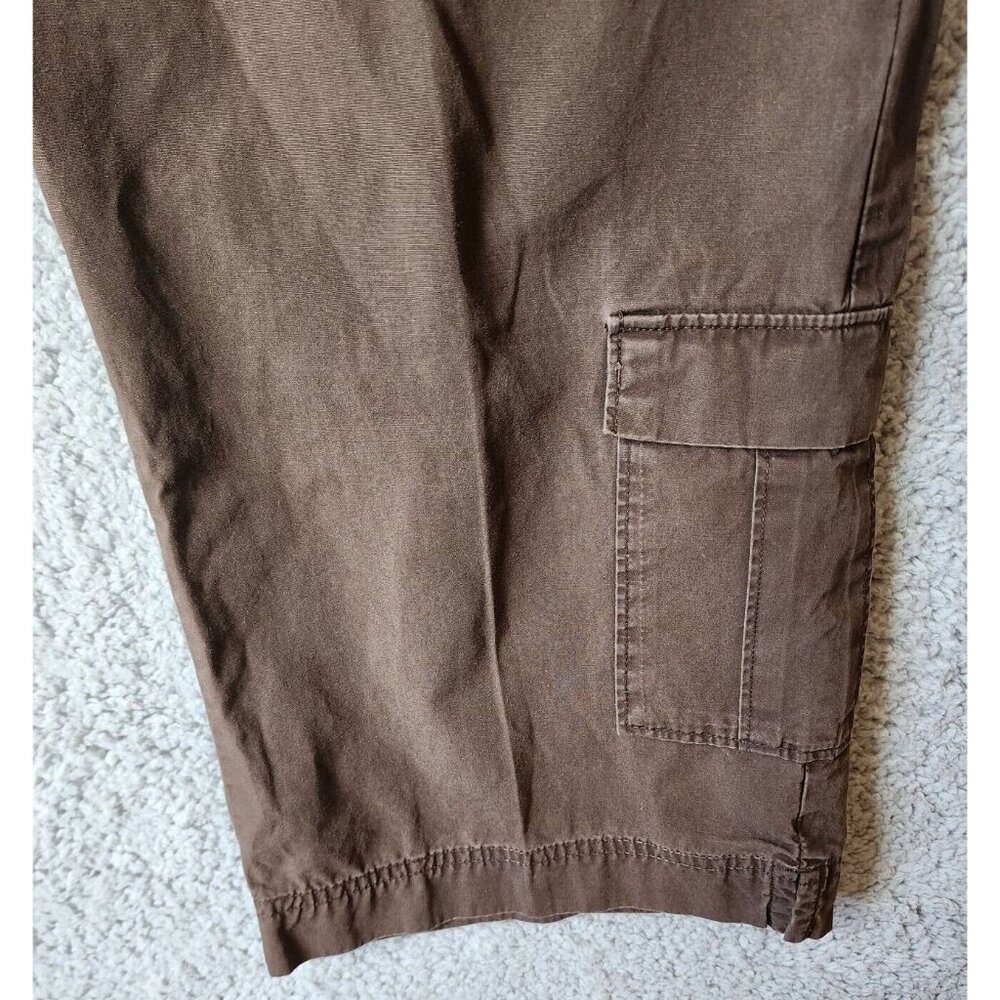 Eddie Bauer Women's Vashon Fit Chino Khaki Capri Cropped Cargo Pants Brown Sz 18 - Picture 5 of 16